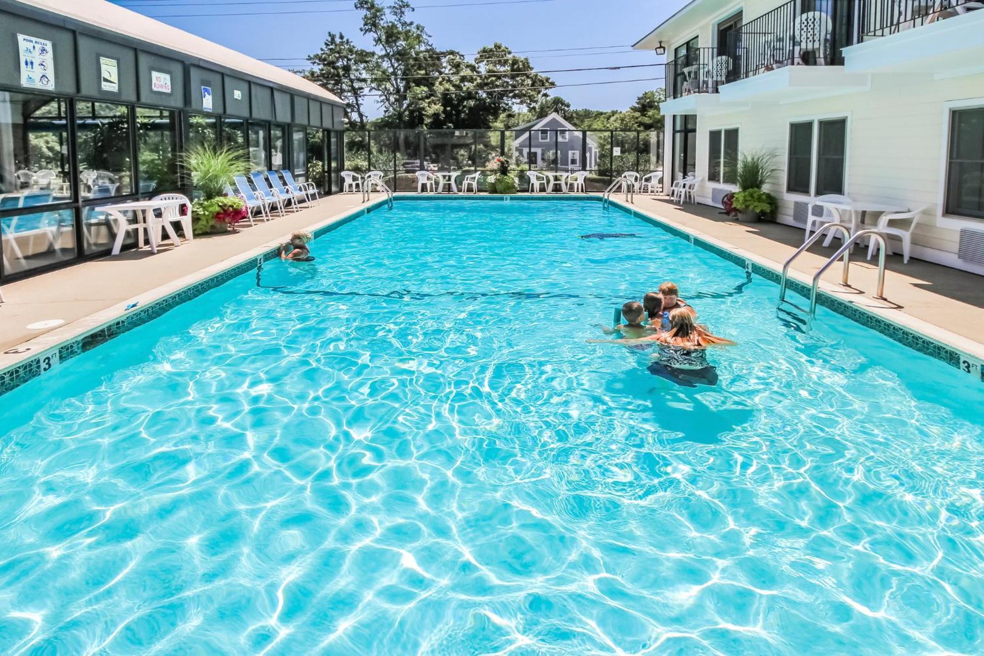 Holly Tree Resort West Yarmouth Exteriör bild