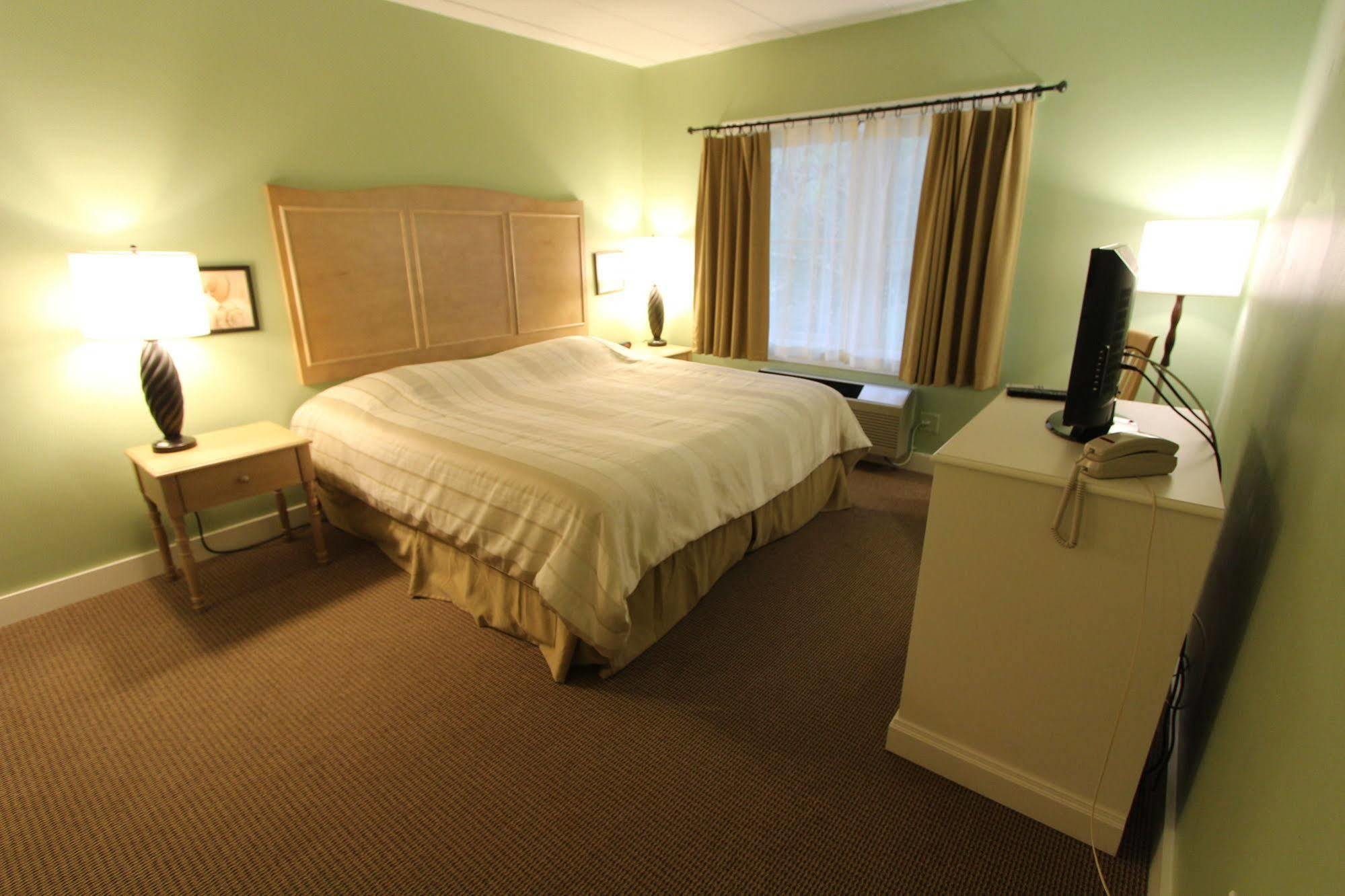 Holly Tree Resort West Yarmouth Exteriör bild